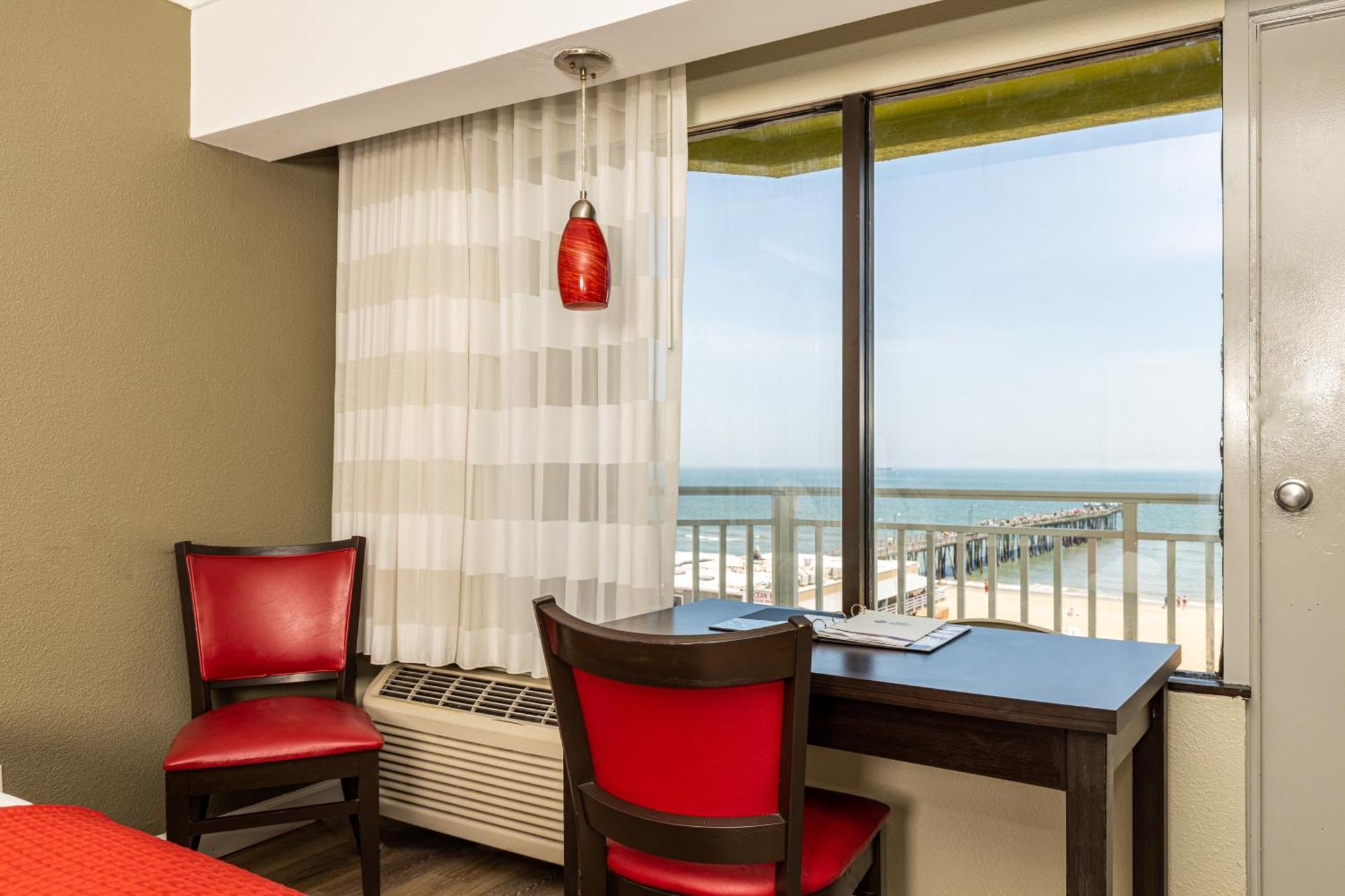 Sandcastle Resort Вірджинія-Біч Номер фото